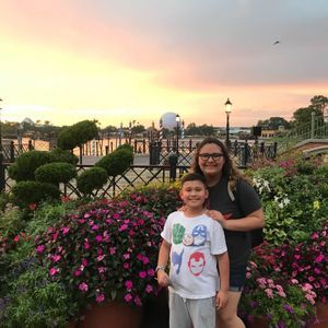 Meet your Posher, Eve